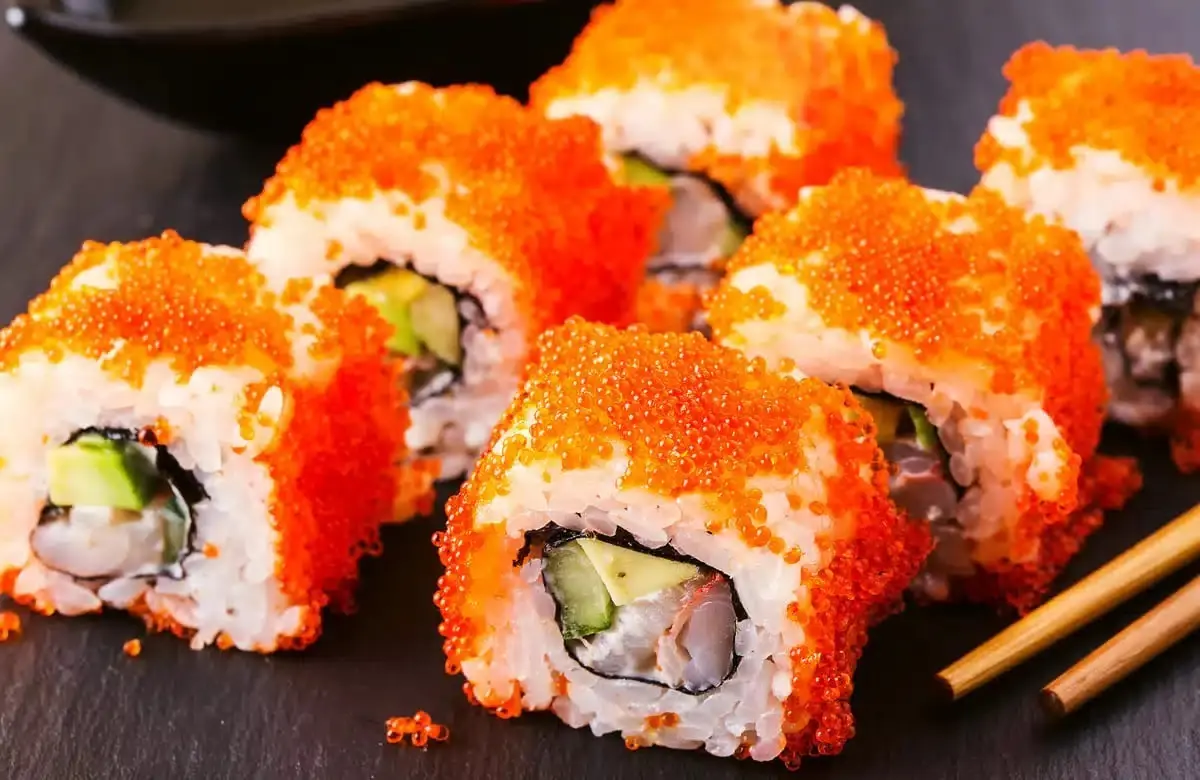 壽司餡料與配料推薦的前10名清單( 10 Best Sushi Filling & Topping Ideas)