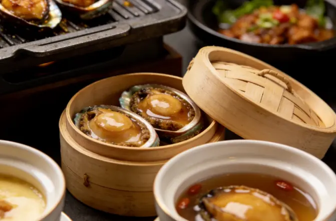 冷凍鮑魚煮製全攻略：煮多久不硬更軟嫩，新手也能零失敗